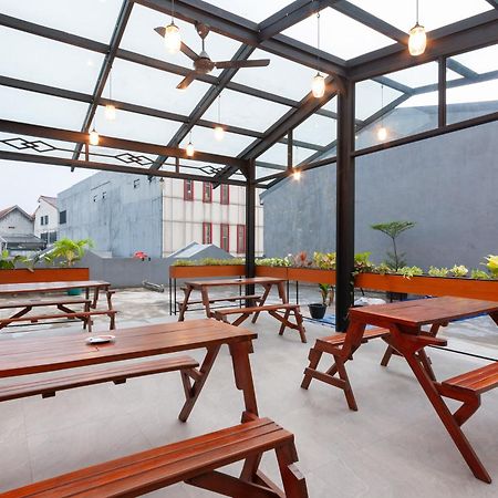 Sans Hotel Suryakencana 茂物 外观 照片